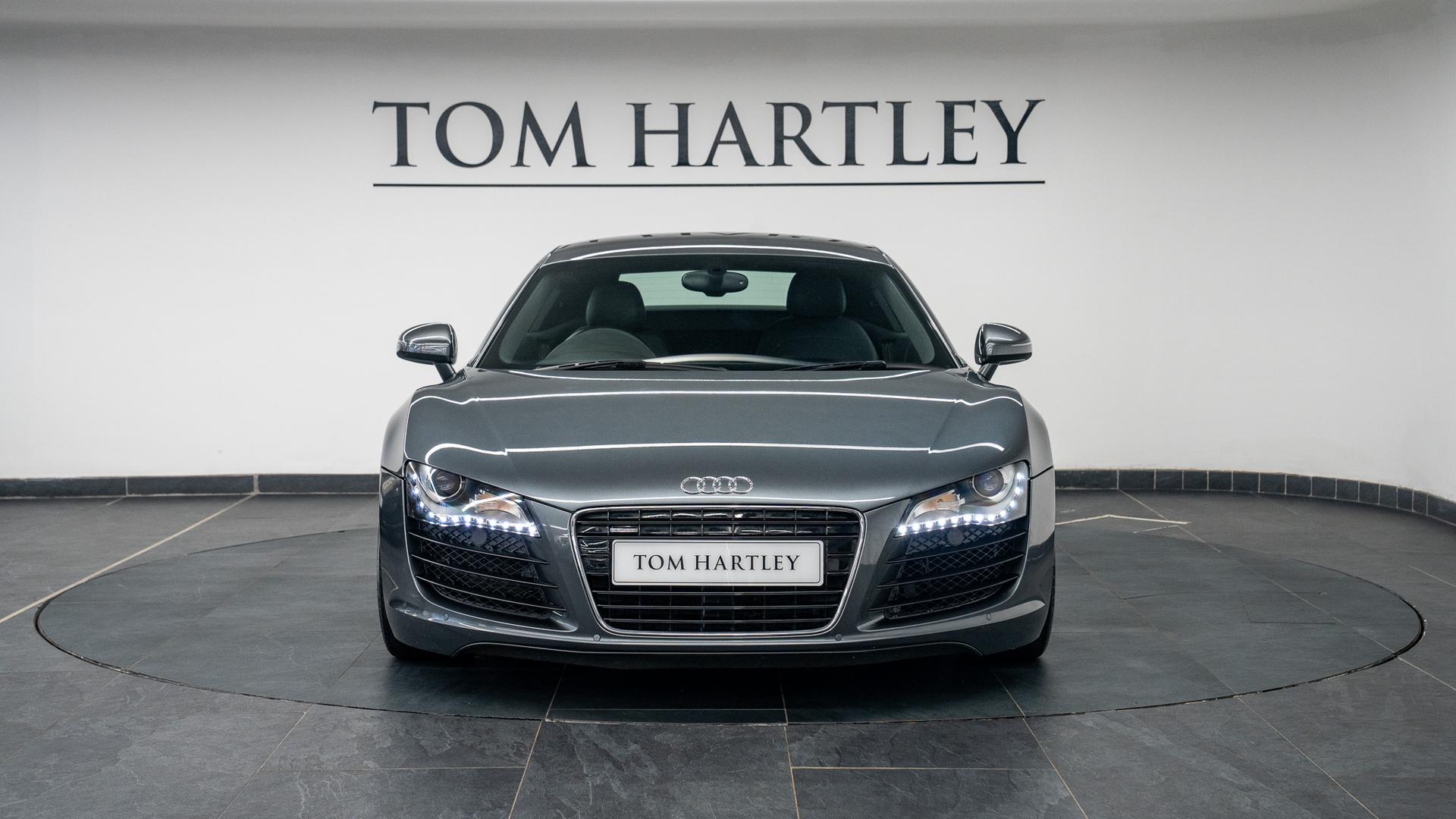 Audi R8 Photo 2b244e7a-81eb-49a4-90c8-a96cffc2ab9e.jpg