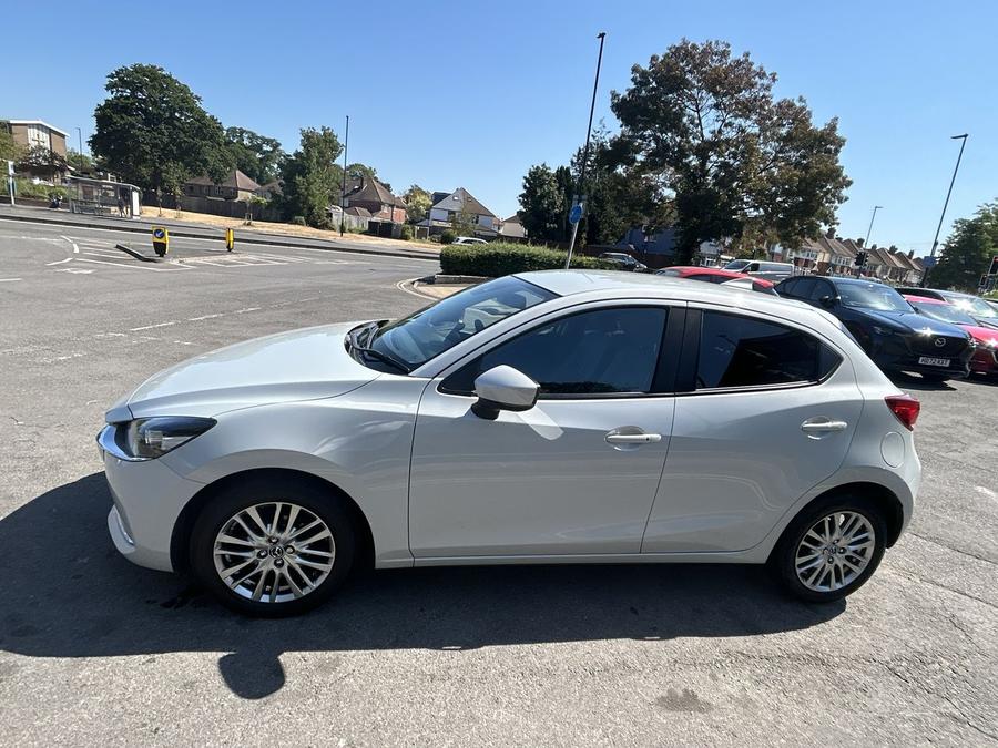 Mazda Mazda2 Photo 2b2dcbca-c45e-449f-97e1-a0c08c23806c.jpg