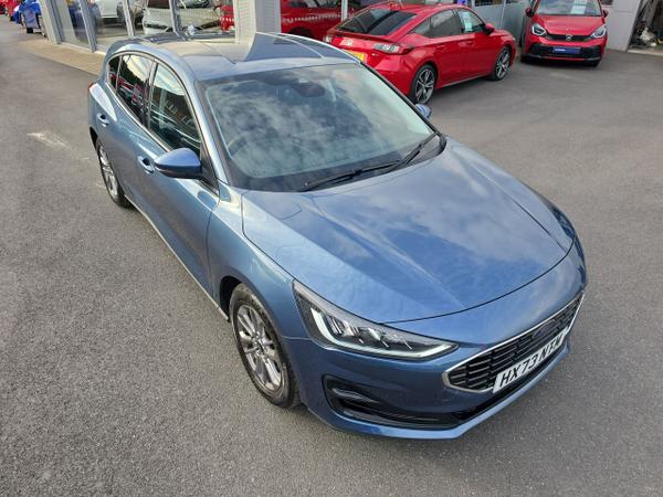 Ford Focus Photo 2