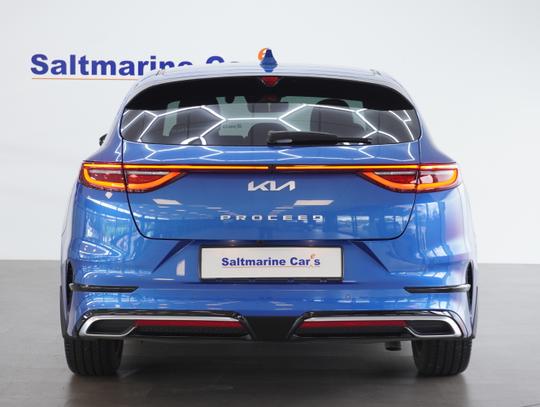Kia ProCeed Photo 2b3ac0f3-0458-4408-a9d7-004e6c14a1ec.jpg
