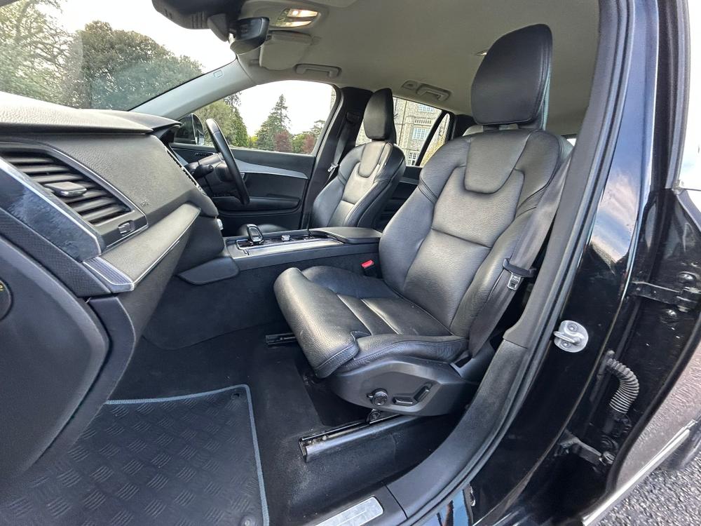 Used Volvo XC90 FX72MVK 32