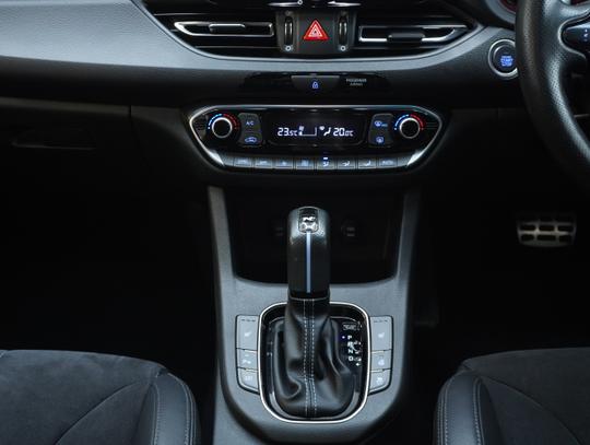 Hyundai i30 Photo 2b61ec64-27ea-4c43-b4c8-3e4282e48fc2.jpg
