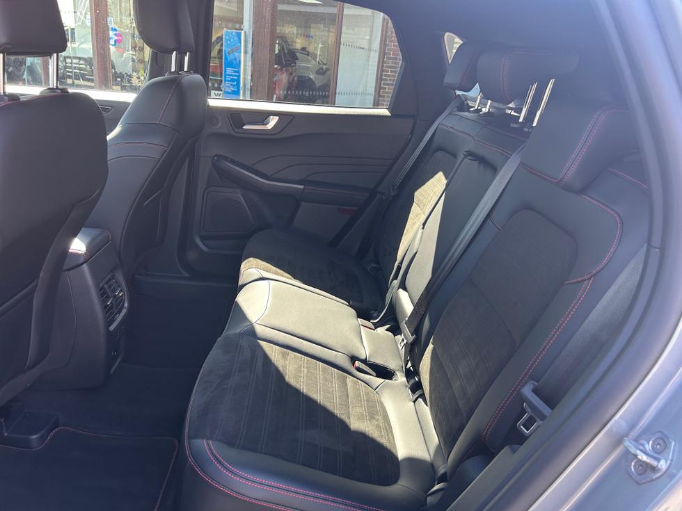 Ford Kuga Photo 2b6c090d-90cf-4269-882f-d9580d197310.jpeg