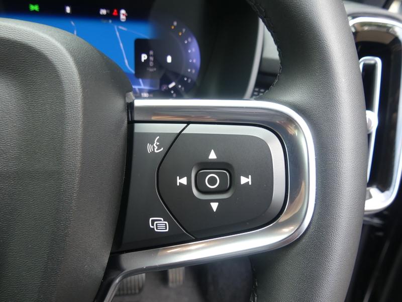 Volvo XC40 Photo 2b70442d-3d6f-45ef-b78c-ce51f0d21d83.jpg