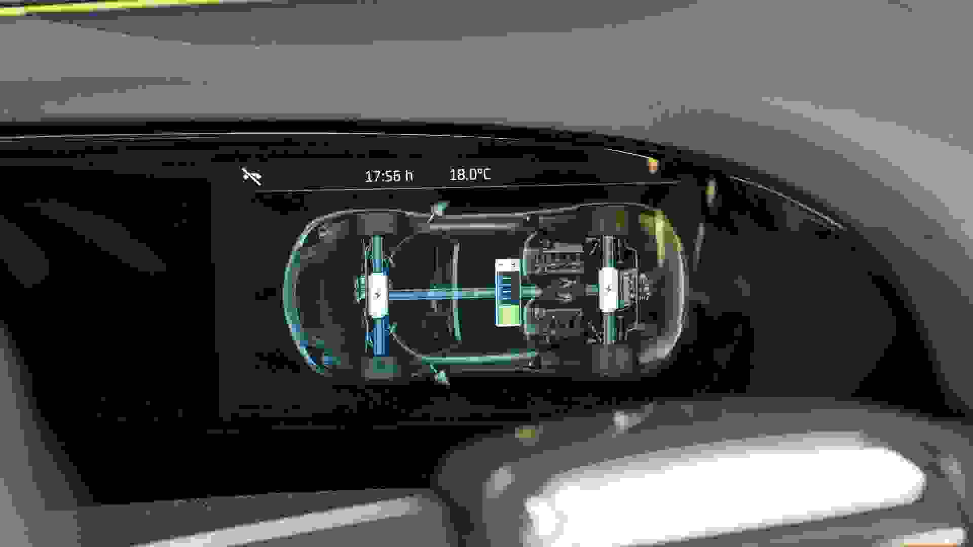 Porsche 918 Spyder Photo 2b970a42-2df3-4648-a9f7-b3d3919bb7d6.jpg