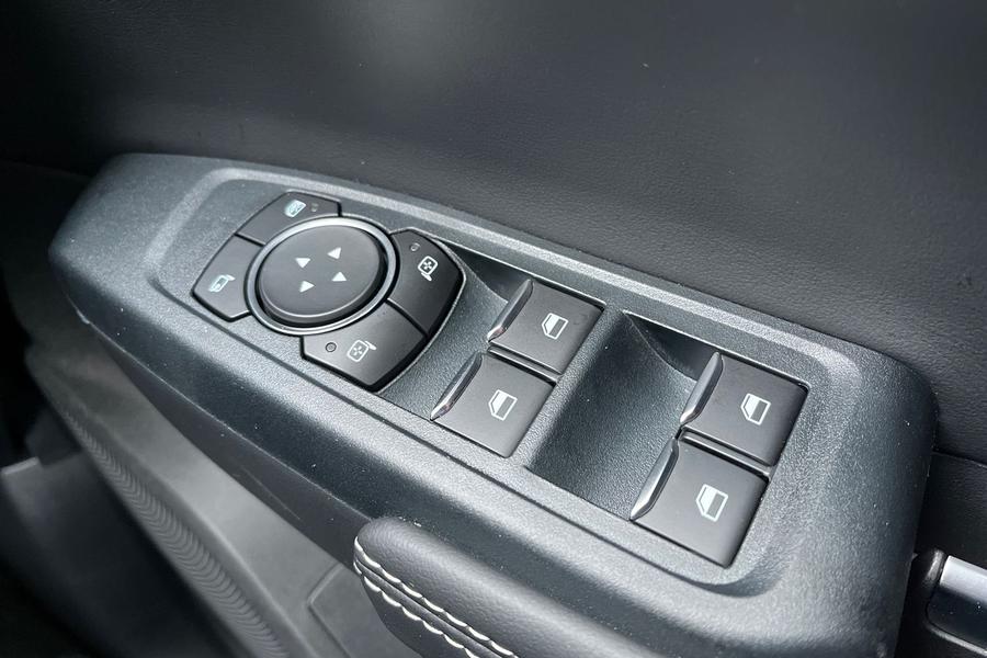 Ford RANGER Photo 2b9d501a-8be4-44bc-8b36-abad5fc9fb78.jpg