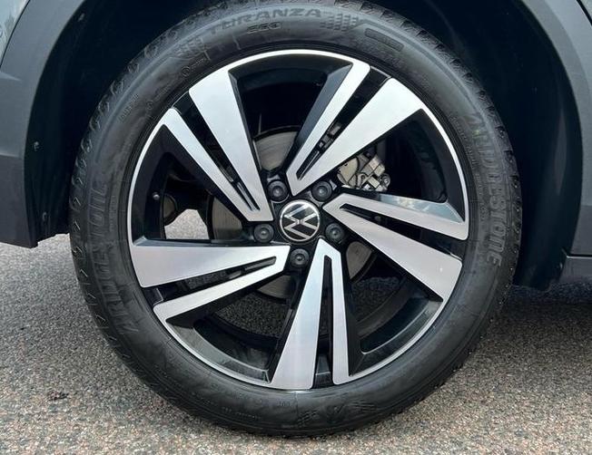 VOLKSWAGEN T-Roc Photo 5