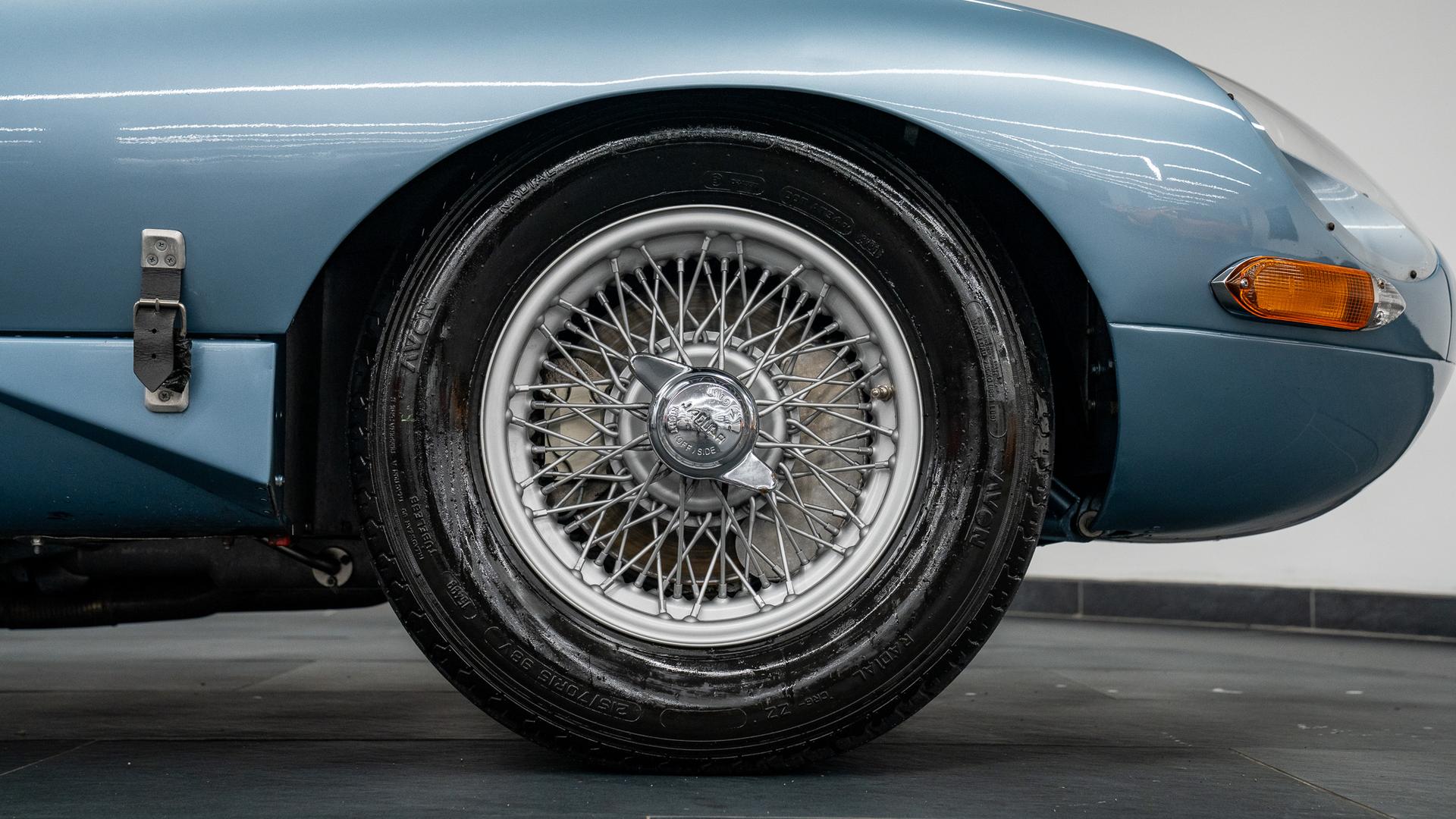 Jaguar E-Type Series I Photo 2bc28342-d7eb-436b-900e-bc4b381fcc35.jpg