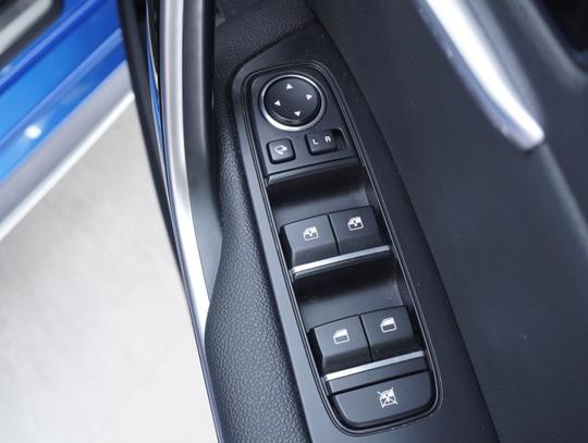 Kia ProCeed Photo 2bdb0605-a60b-453b-ae38-30e50237c272.jpg
