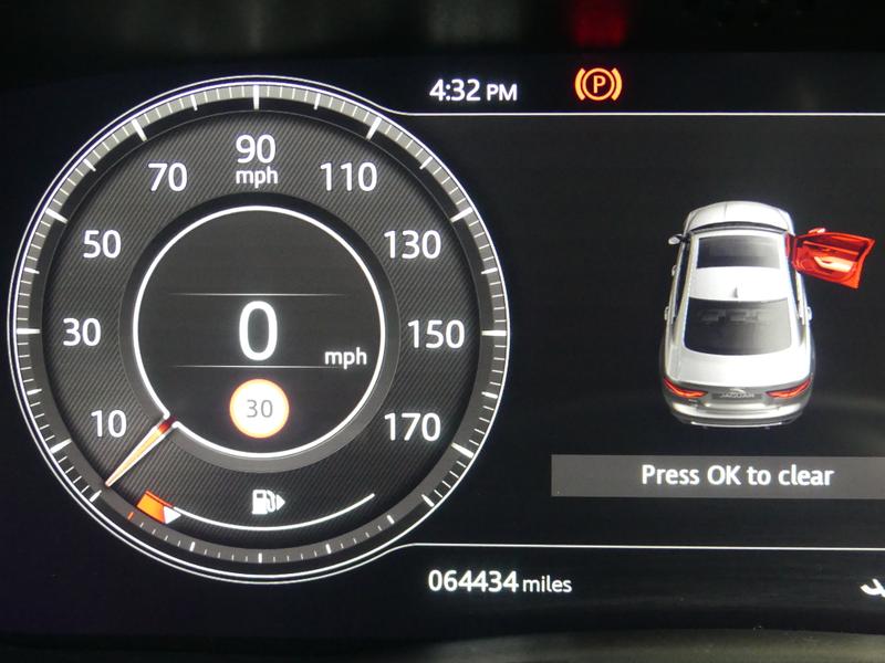 Jaguar XE Photo 2bdf9783-3f15-4e5f-8b69-6e022c5739e8.jpg