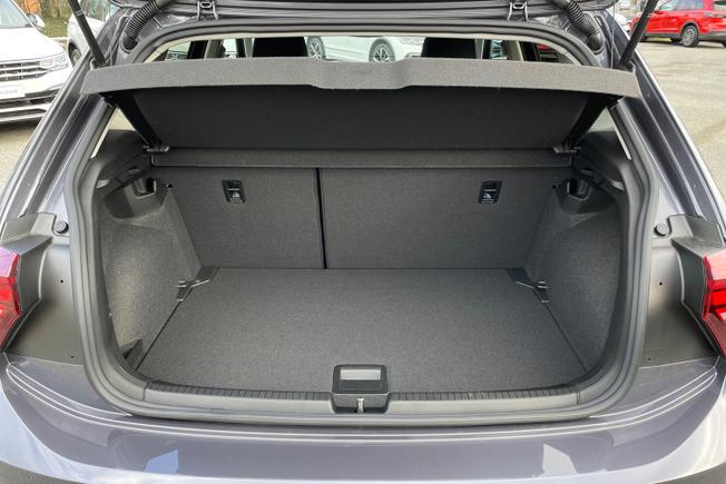 VOLKSWAGEN Polo Photo 9