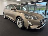 Ford Focus Photo 2