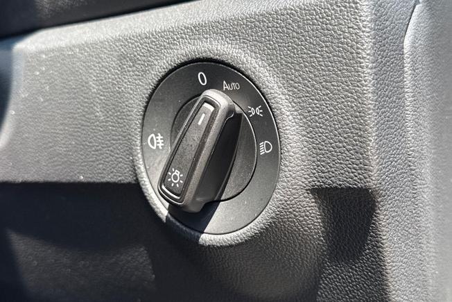 Volkswagen T-Roc Photo 26