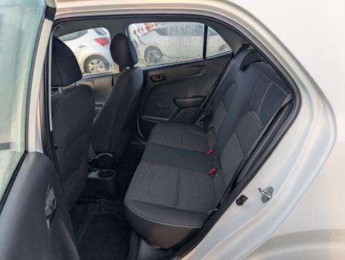 Kia PICANTO Photo 2bf5f60a-e8fe-4589-8136-e89ada9ba84f.jpg