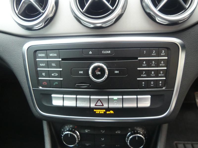 Mercedes-Benz GLA Photo 2bfa71c7-ef87-4b37-a2cb-a14f1c2fd5b1.jpg
