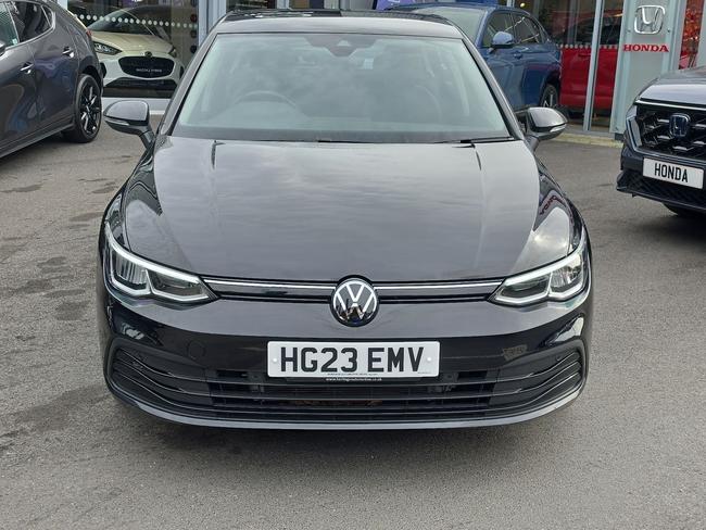 Volkswagen Golf Photo 2c0bc71a-f91c-43ab-acc1-72b8744c56ef.jpg