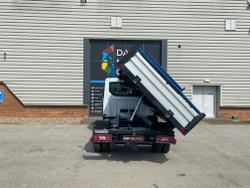 Ford Transit Photo 11