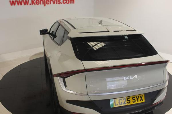 Kia EV6 63kWh Wave Hatchback 5dr Electric Auto (167 bhp) Photo 5