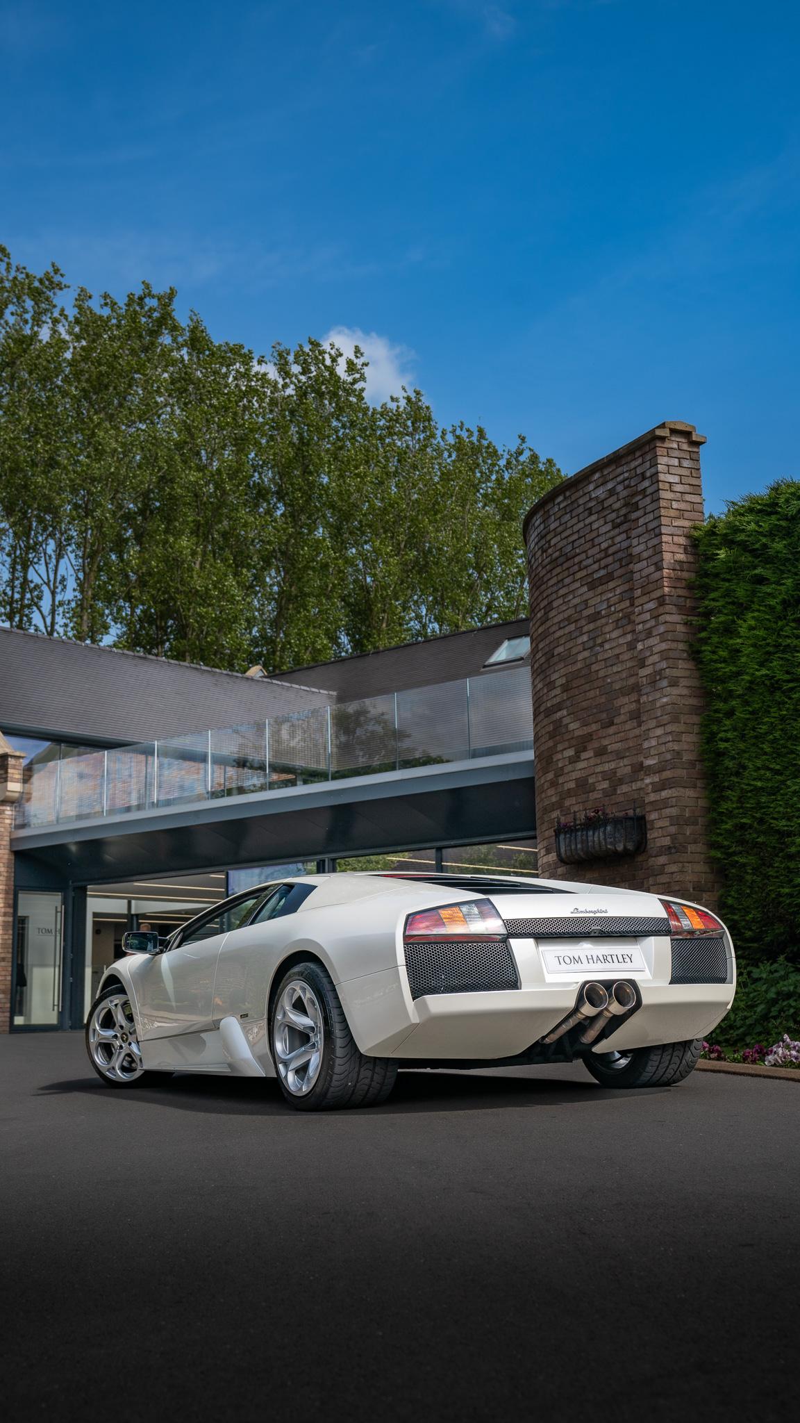 LAMBORGHINI Murcielago Photo 2c3ec59f-2a2a-4bd2-95c2-eff029d4b50c.jpg