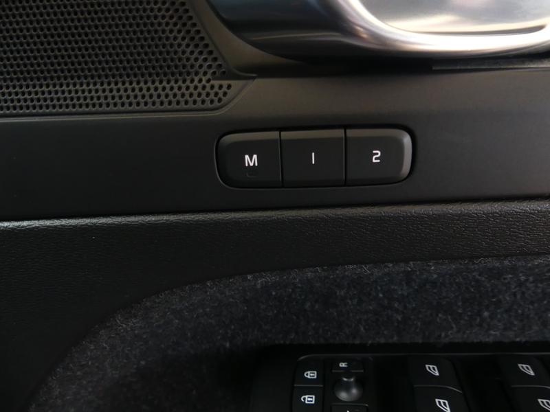 Volvo XC40 Photo 2c459dc6-cc3c-456f-bfcf-4eb85d333e1b.jpg