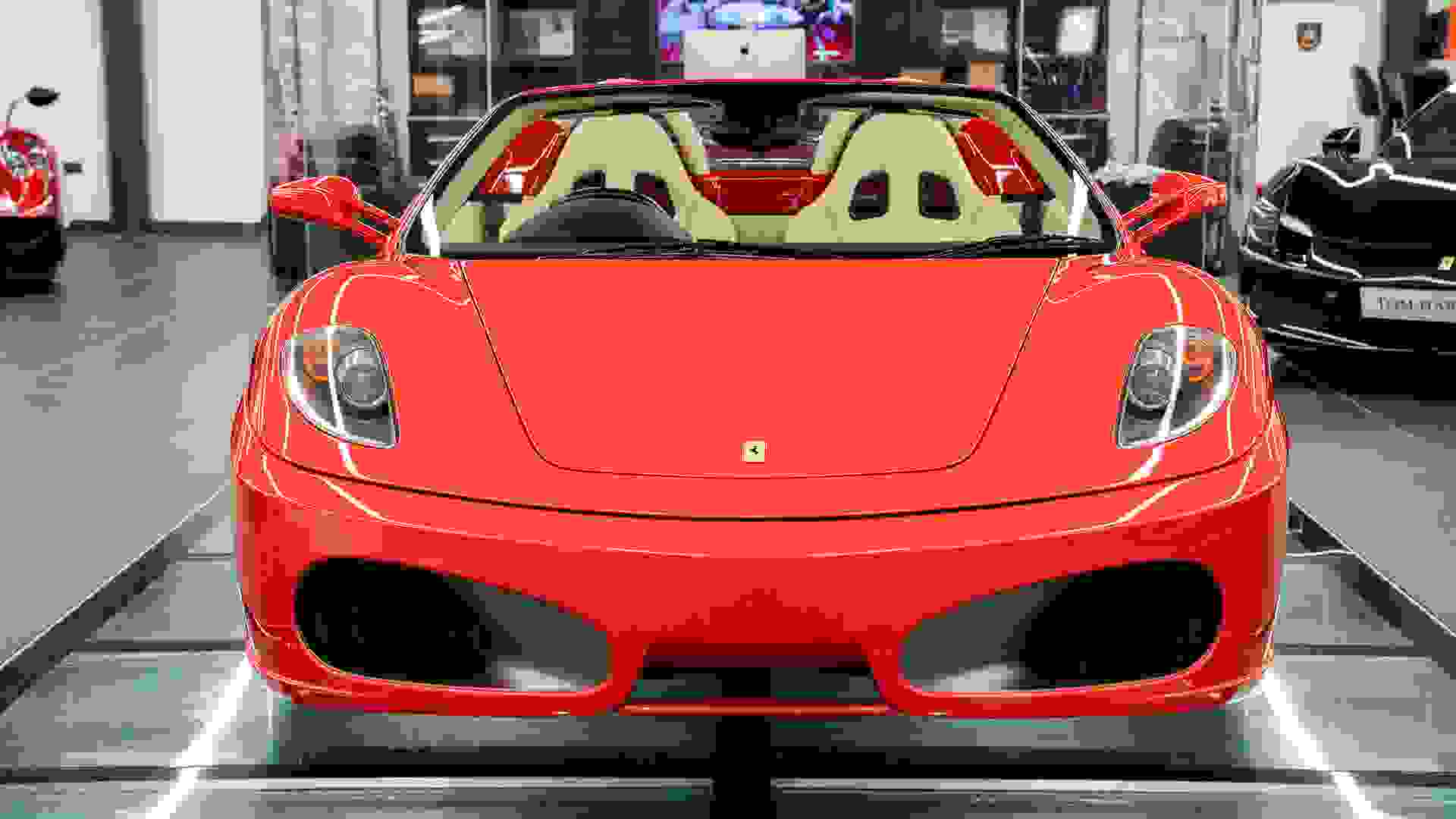 Ferrari F430 Photo 2c480475-397d-4d4c-ab48-7fc5946e4d70.jpg