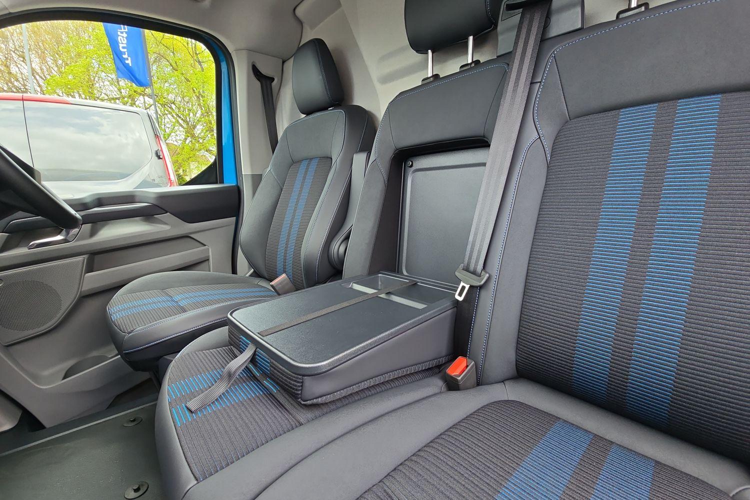 Ford E-TRANSIT CUSTOM Photo 26