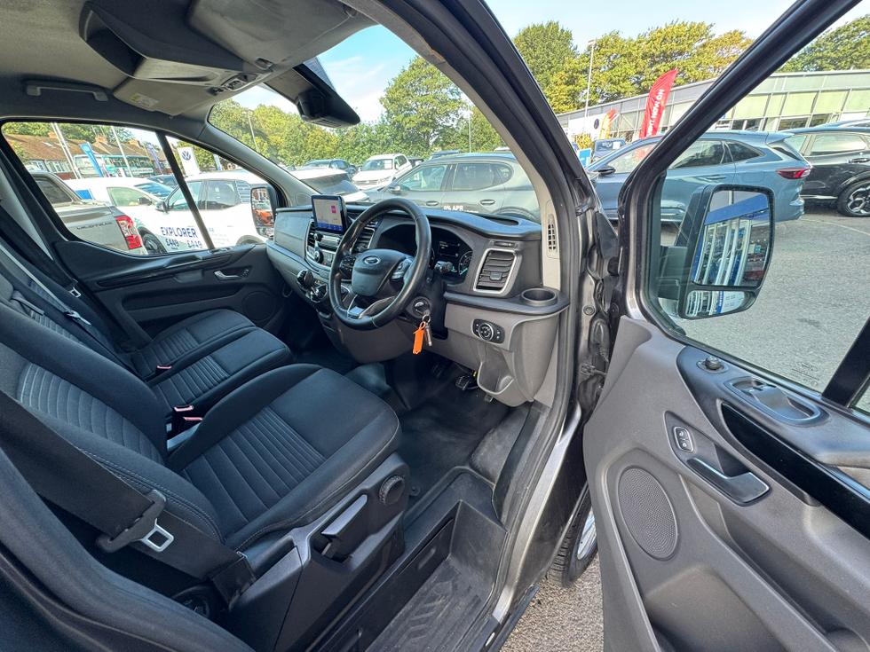 Ford Transit Custom Photo 2c540d84-1d2a-44dc-b375-f10ca09b54ba.JPEG