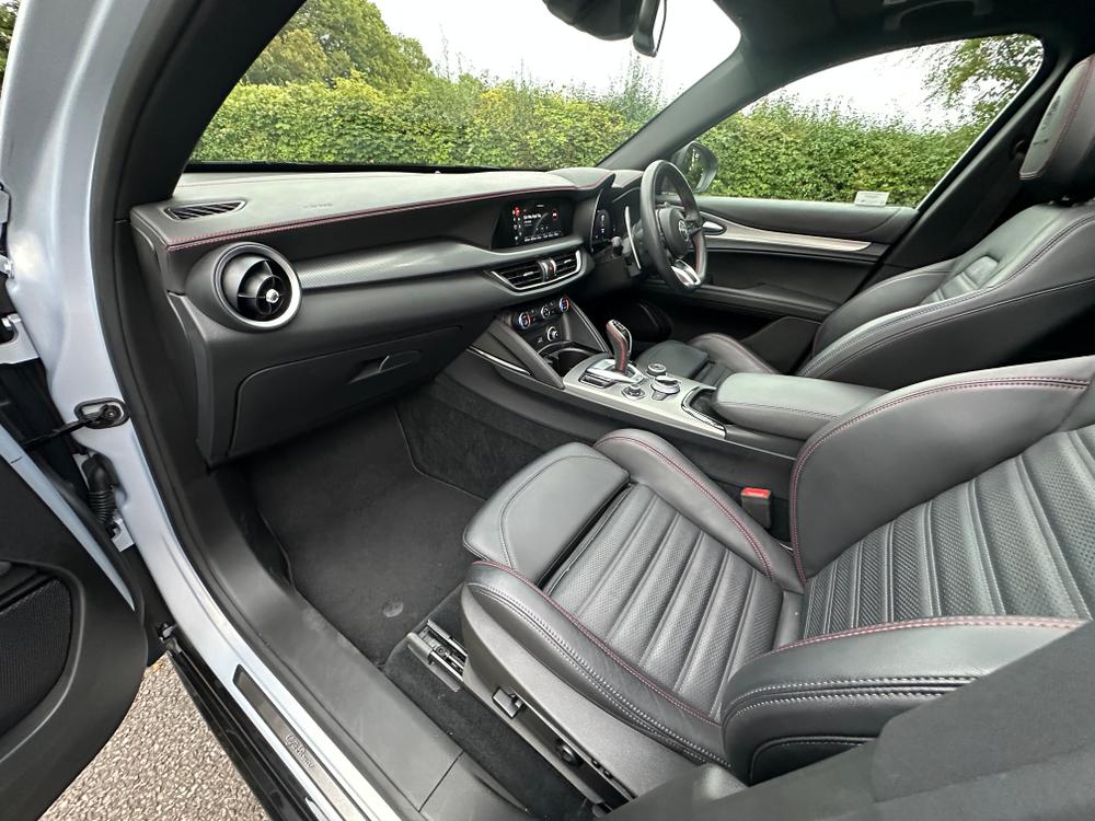 Used Alfa Romeo Stelvio WG73CZE 26