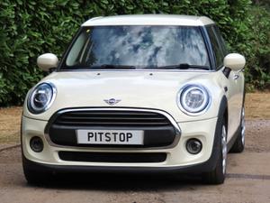 Used 2021 MINI Hatch 1.5 One Classic Hatchback 5dr Petrol Manual Euro 6 (s/s) (102 ps) Pepper White at #sitename#