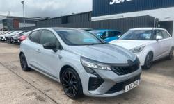 Renault CLIO Photo 0