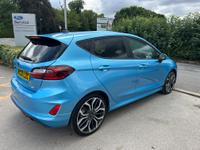 Ford Fiesta Photo 7