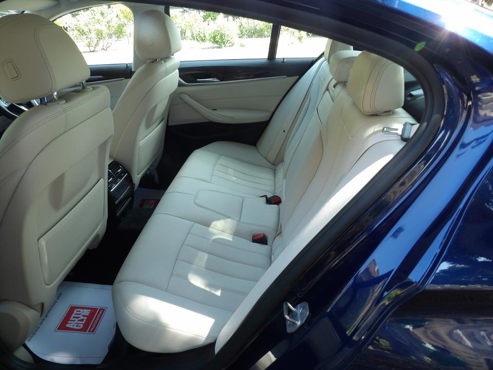 Used BMW 5 Series YA18OJE 4