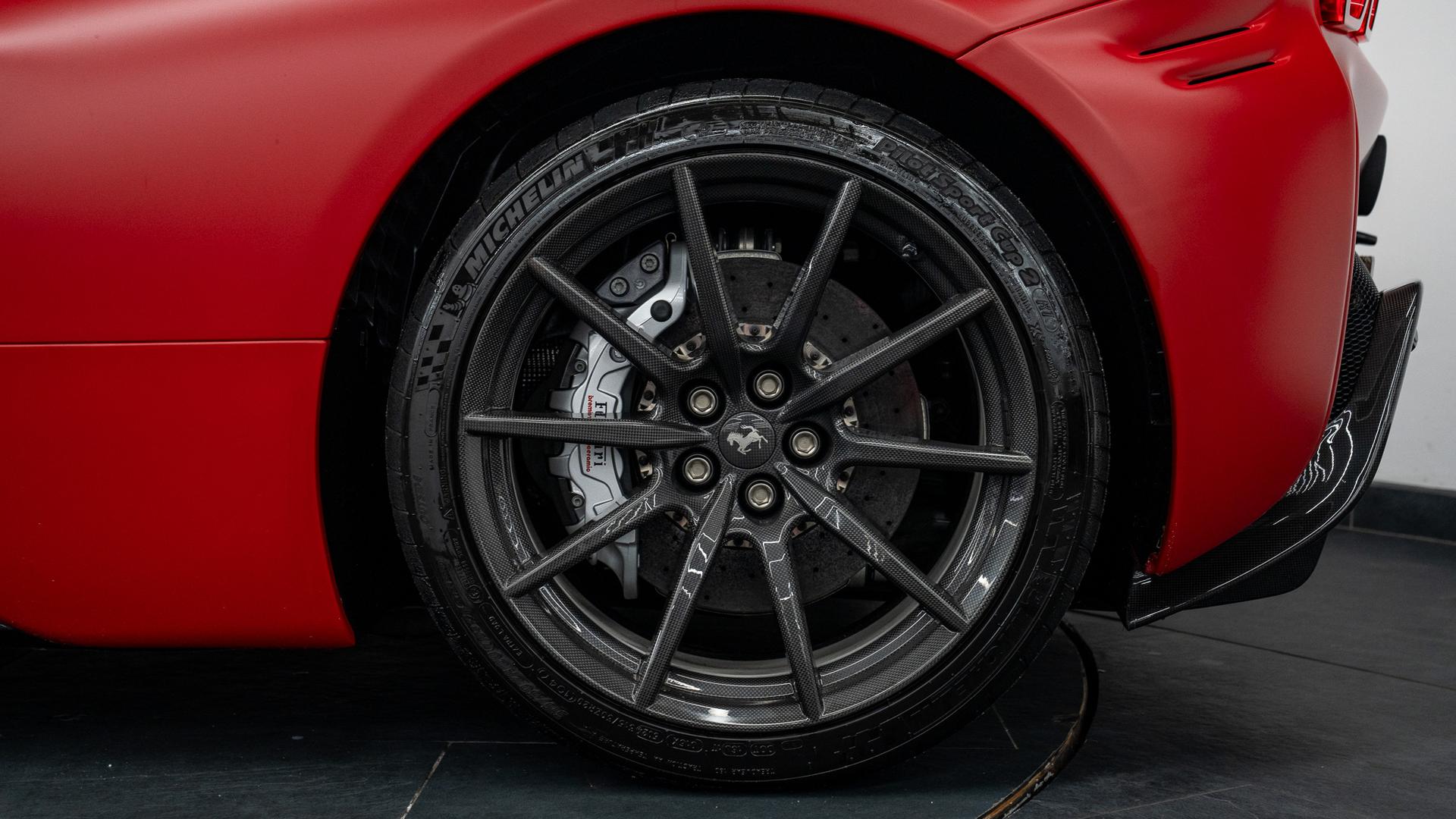 Ferrari SF90 Spider Photo 2cb86462-18d6-4802-b65f-94f053cac8ea.jpg