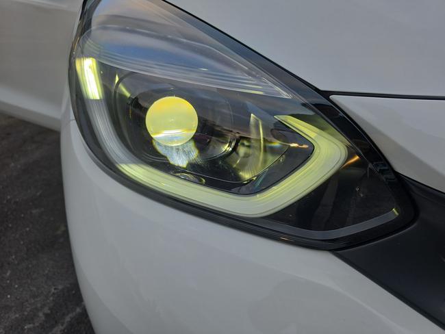 Honda Jazz Photo 2cb8ef87-94c6-4383-80c8-43cf308cc3f5.jpg