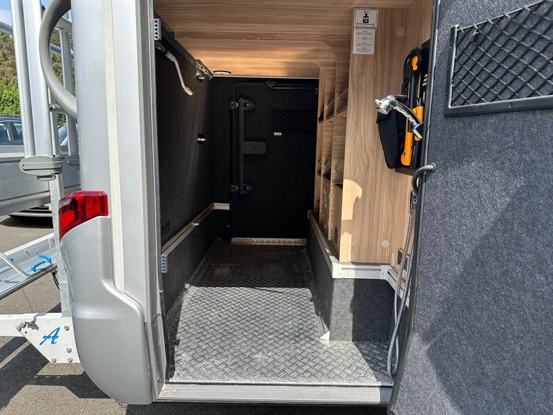 Hymer ML-T 570 CROSSOVER Photo 2cbf3250-bd40-4b52-93c7-3419d896e333.jpg