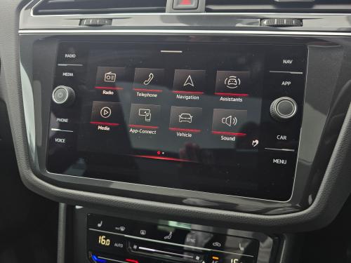 Volkswagen Tiguan Photo 2cc90a1e-b818-4a83-90b9-7331521f9ac5.jpg