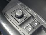 Volkswagen T-Roc Photo 26
