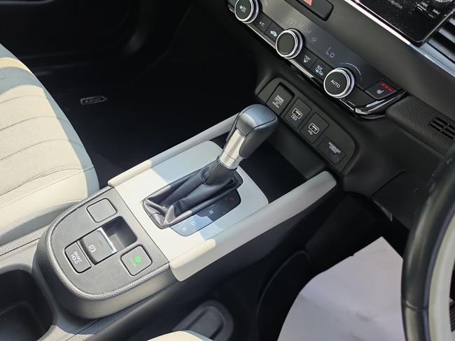 Honda Jazz Photo 2ced2261-fe29-4027-aa8b-32ea883820b6.jpg