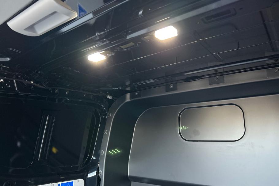 Used Ford TRANSIT CUSTOM 12/N042061 28