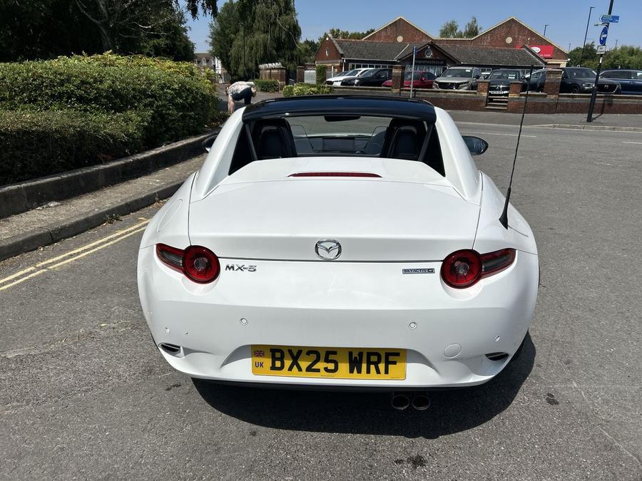 Mazda MX-5 RF Photo 2d074481-7ff4-487e-864a-819ea00d8a3f.jpg