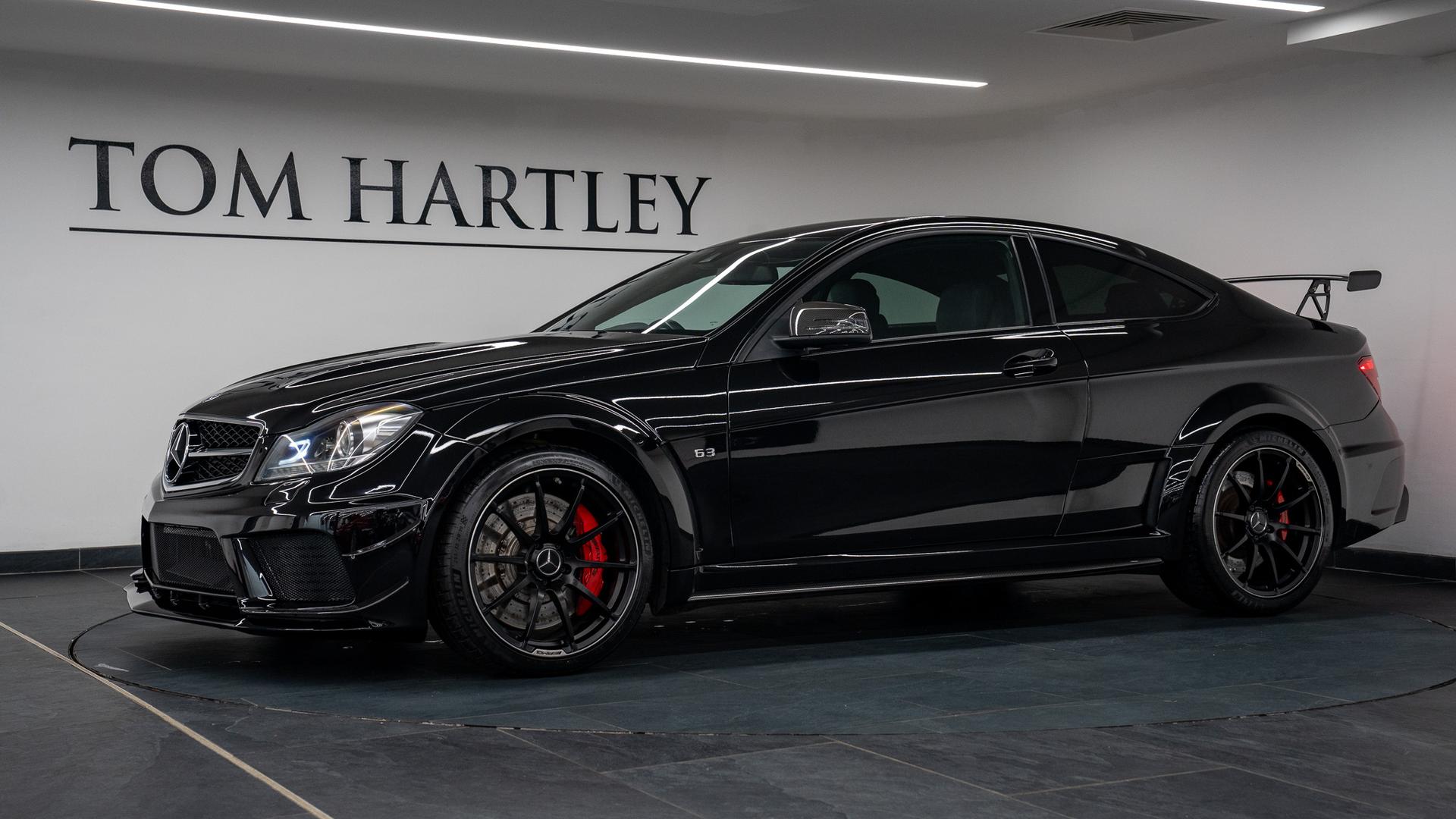 Mercedes-Benz C63 AMG Photo 2d093f13-70a1-4541-8ffa-50a0aeafb9a7.jpg