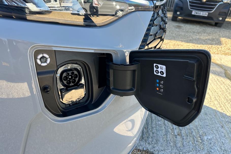 Used Ford E-TRANSIT CUSTOM CUSTOMBEV04 26