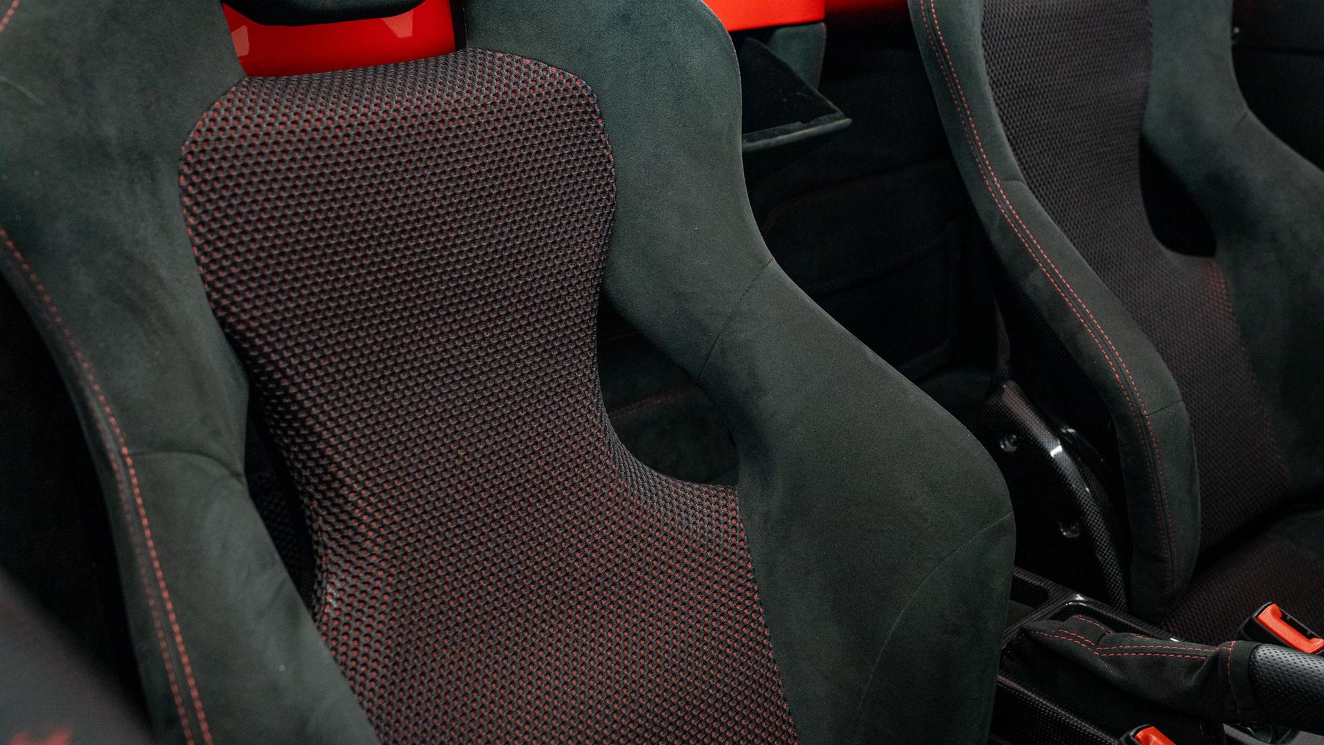 Ferrari 430 Photo 2d11df65-a82d-4b3e-b6fd-5f3ab93453f2.jpg