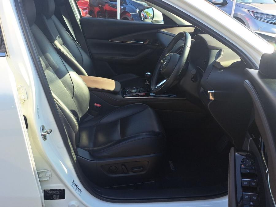 Mazda CX-30 Photo 2d34b0ed-98e8-4669-9580-86addd0009e3.jpg