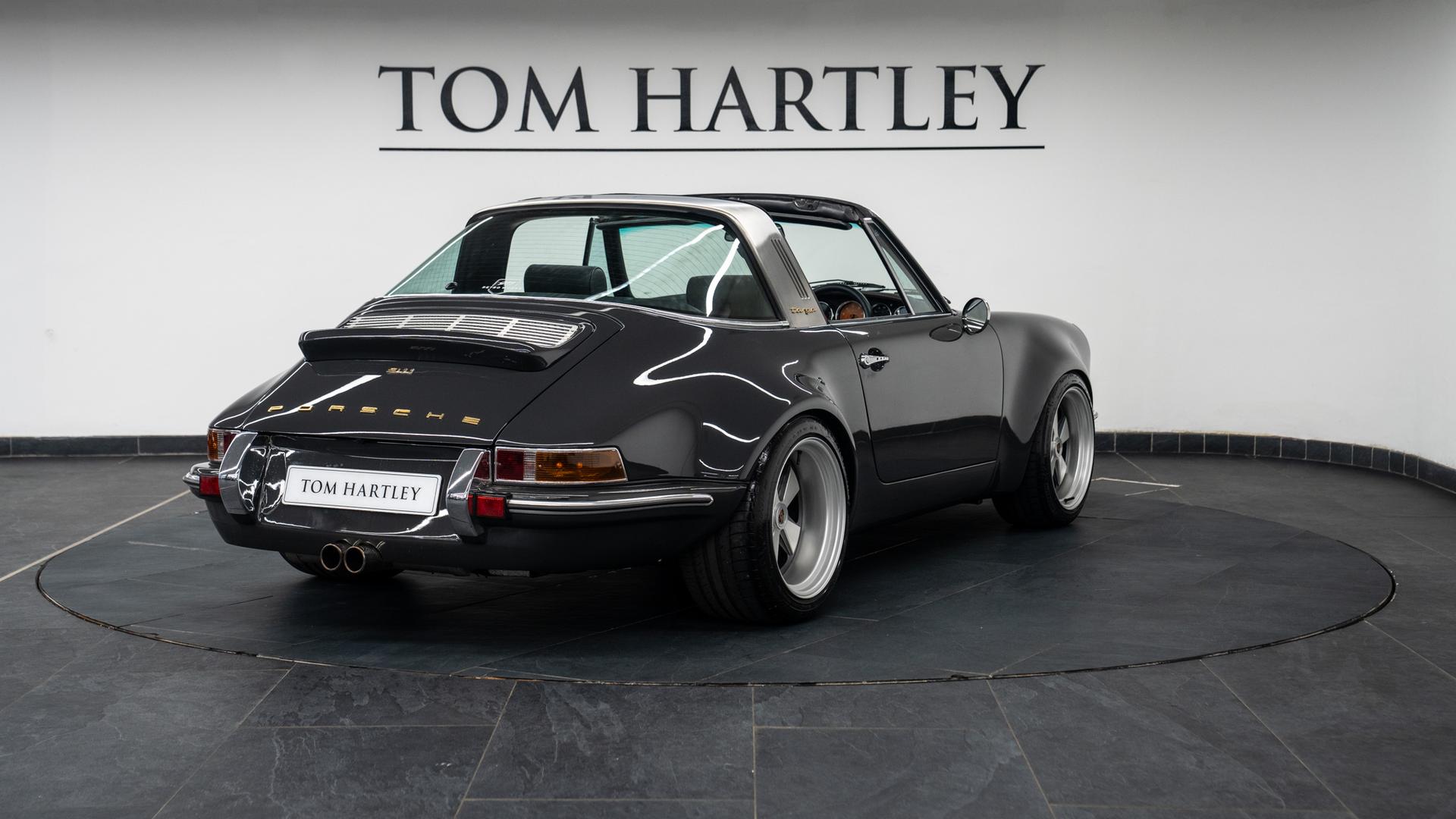 Porsche 911 Retro Works Photo 2d364553-84d1-488d-842b-1527177339be.jpg