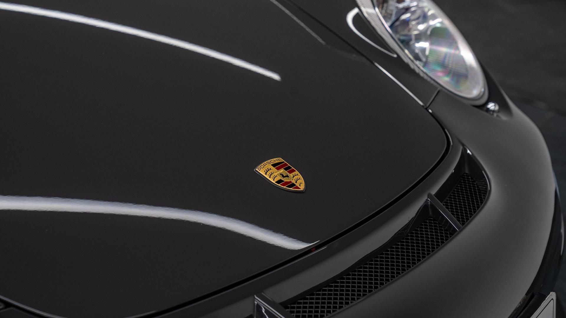 Porsche 911 Photo 2d40257c-a90f-47b5-8b39-f09b355cf1dd.jpg