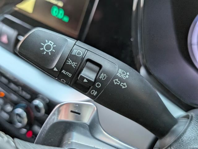 Kia Niro Photo 2d4c585f-35f3-45cb-b635-173f851985fd.jpg