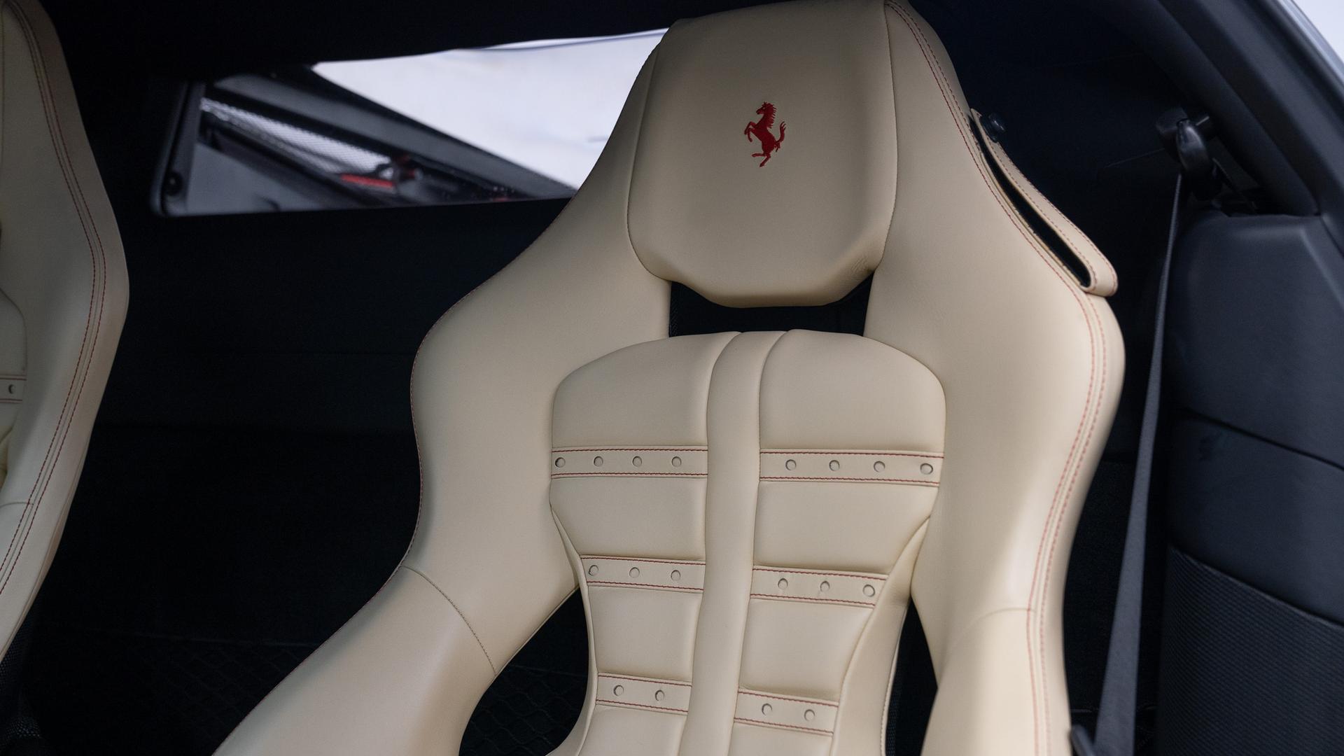 Ferrari F8 Photo 2d686490-43bd-44f0-8230-66b5261928d2.jpg