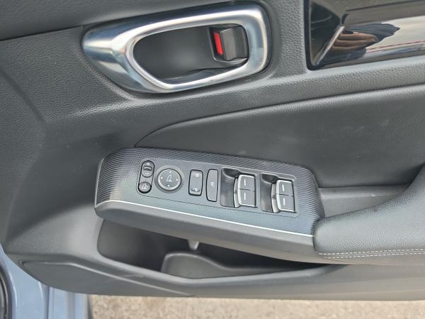 Honda Civic Photo 30