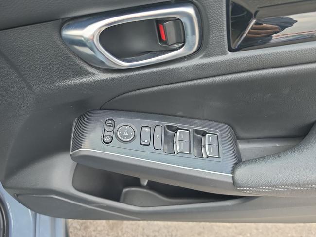 Honda Civic Photo 2d6b5e29-85b0-4306-bc13-0d4112202863.jpg